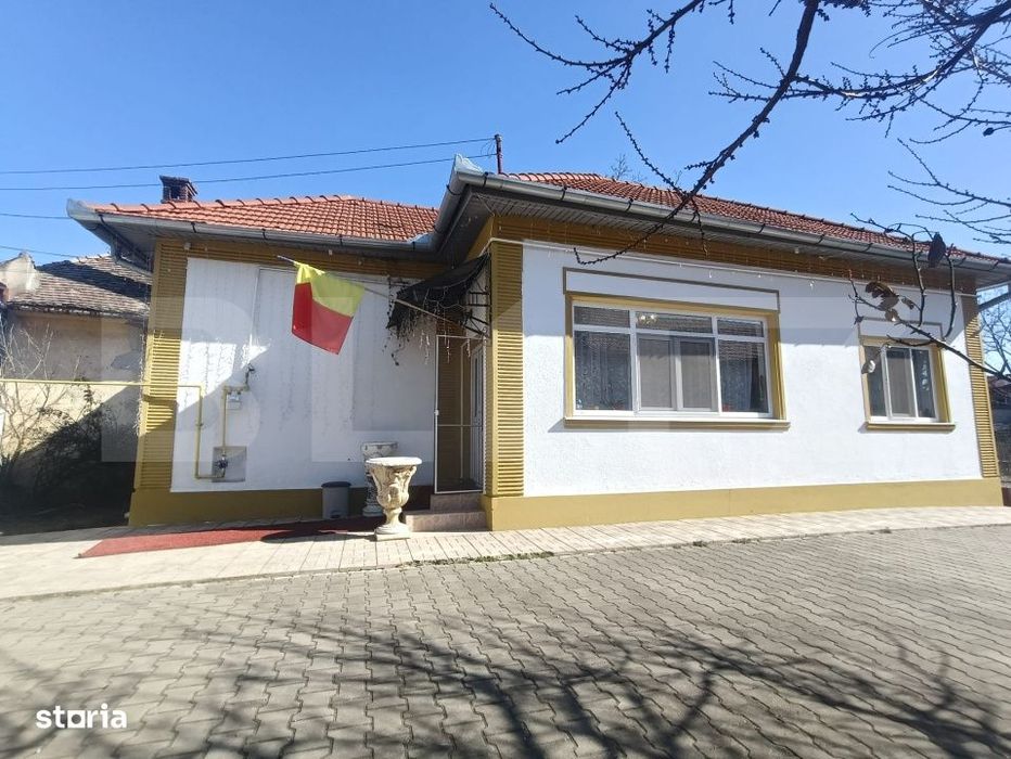 Casa in Zona Centru | 77 mp utili | Teren 854 mp | Garaj | Proiect de