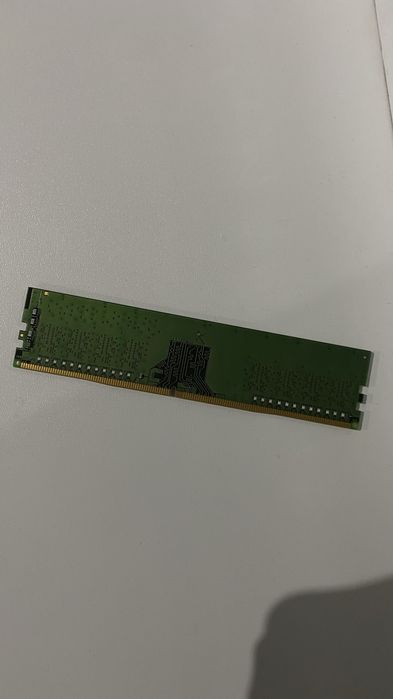 Оперотивная память DDR4
