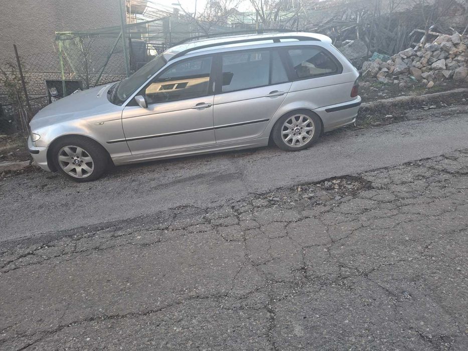 Автомобил на части