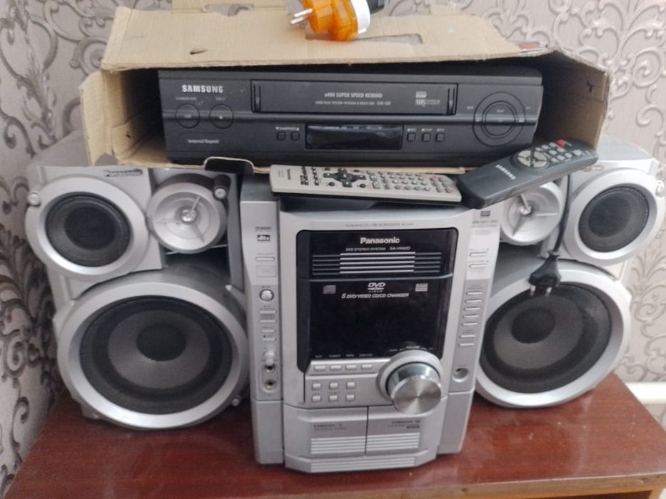 Музыкальный центр и видео плеер