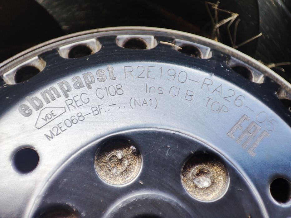Ventilatorul professional  Centrifugal ebm-papst R2E190-RA26-05,