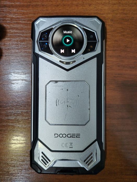 DOOGEE 200 ishlatilgan holati yaxshi