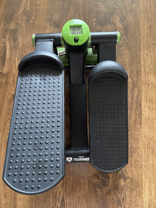 Тренажер-степпер Torneo