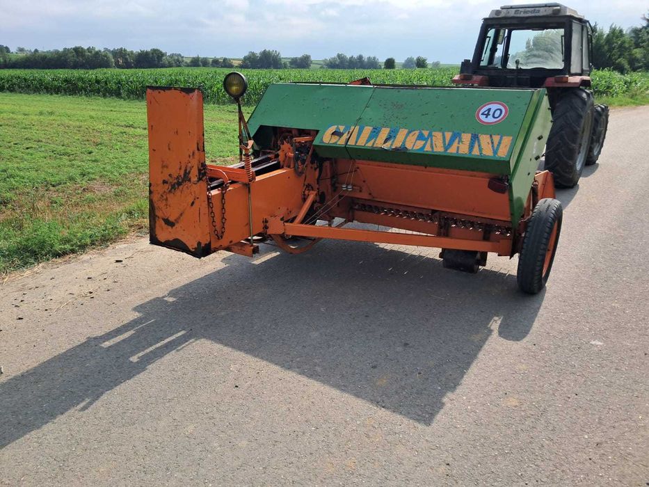 balotiera marca Gallignani model 5000