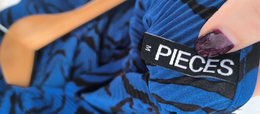 Pieces  размер М
