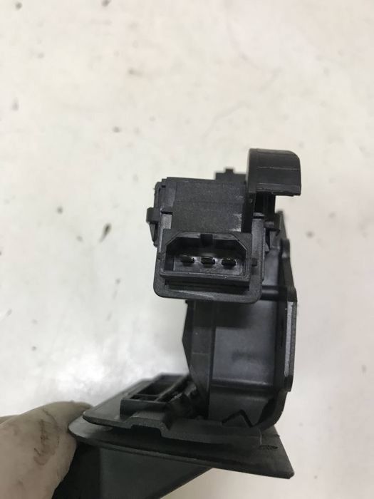 Broasca inchidere haion portbagaj Audi A4 B7 Break combi Avant