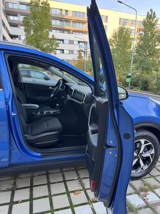 Kia Sportage 12.2021 1.6 CRDi Mild Hybrid 7DCT Achizitionat din reprezentanta KIA Autonet Bucureti