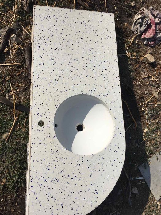 Плот от технически камък с мивка