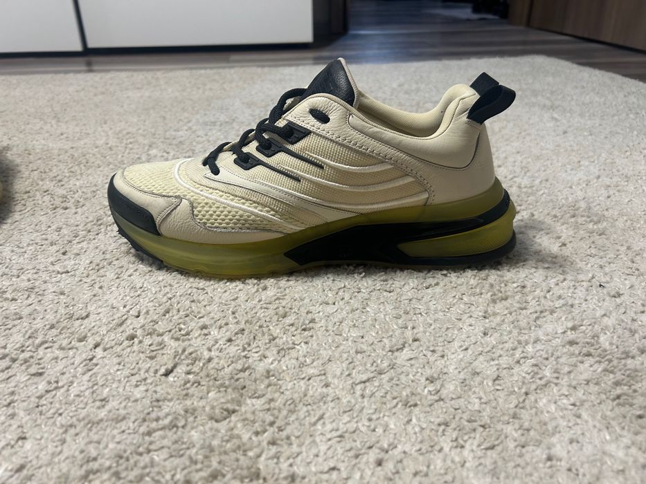 спортни givenchy 45