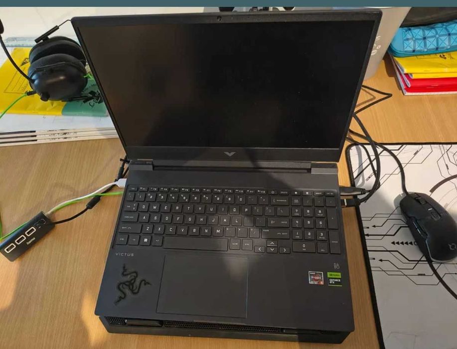Laptop Gaming HP Victus