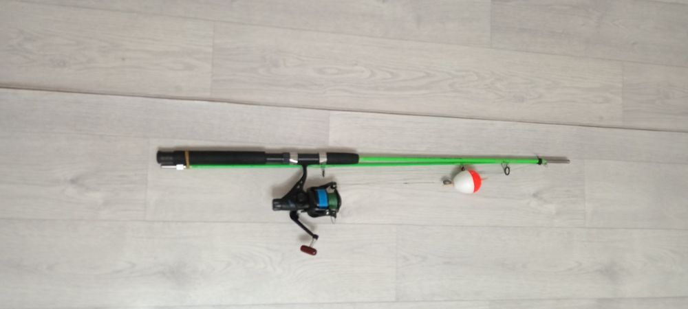 Продам спиннинг удочка