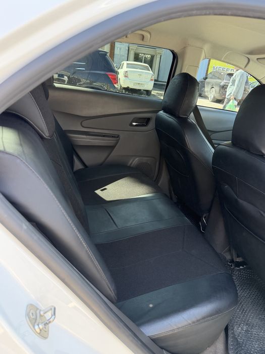 Chevrolet Cobalt 2024 — 6