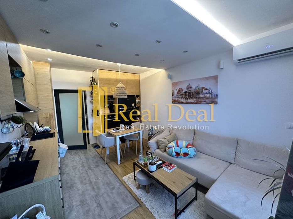 Продава се Тристаен апартамент в София, Толстой - 65 кв.м за 2231 €/кв.м - Снимка #4