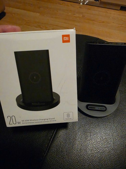 Xiaomi Mi 20W Wireless Charging Stand, настолна стойка за безжично зареждане