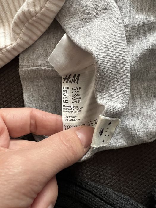 Set 3 căciuli bebe mărime 62-68; H&M