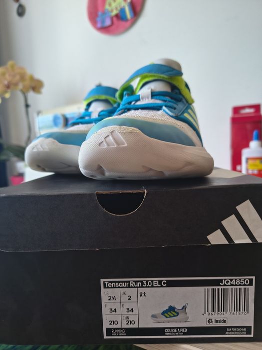 Adidași Tensaur nr 34