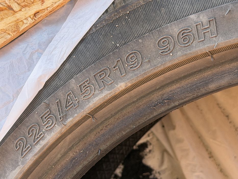 Продам шина покрыжка Р19