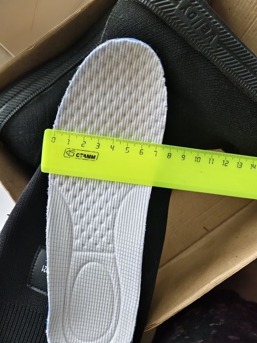 Классные сапоги-чулки для маленькой модницы