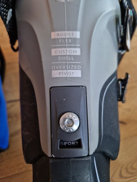 Clapari schi 42 / 42,5 second hand