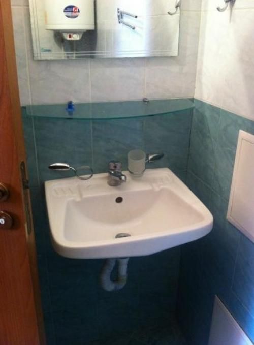 Дава се под наем Двустаен апартамент в Пловдив, Кършияка - 70 кв.м за 290.7 € - Снимка #3