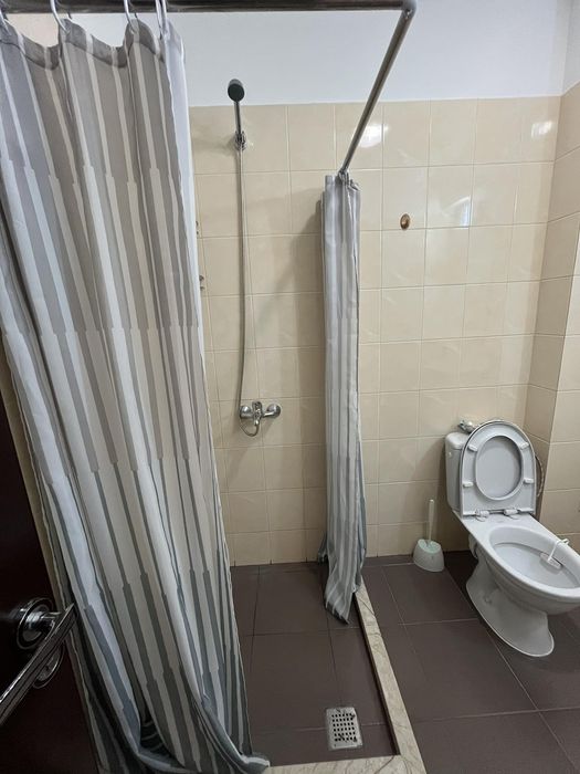 Двустаен апартамент под наем в Център