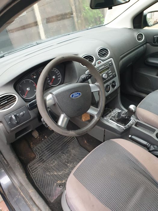 Ford Focus 2006 diesel, 1.185 € — imagine 4