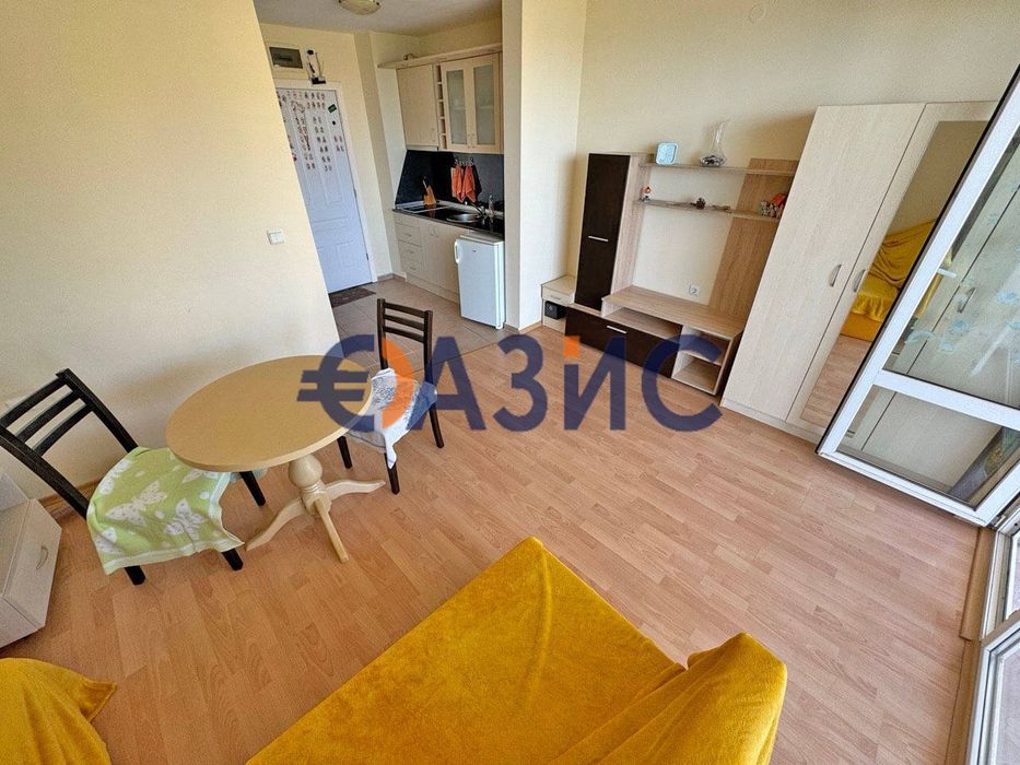 Продава се Едностаен апартамент в Свети Влас - 44 кв.м за 1364 €/кв.м - Снимка #1