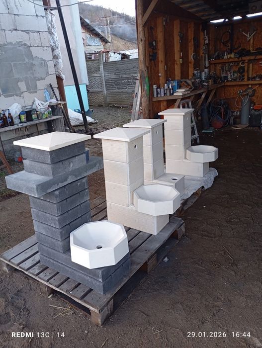 Fântânițe decorative din ciment alb