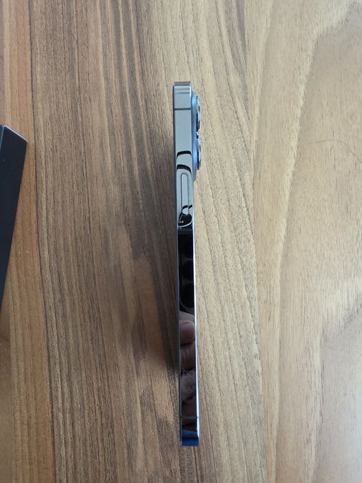 iPhone 13 Pro Max 256 GB Graphite + кейс и протектор