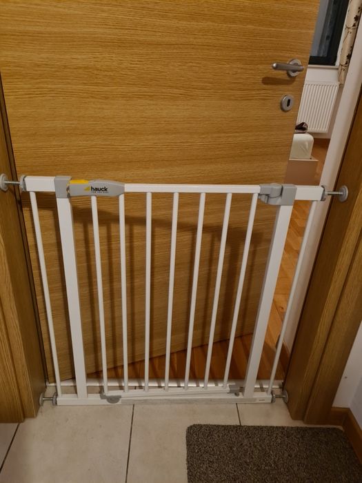 Babygate Hauck poarta de siguranta cu oprire 75-80 cm caini si copii
