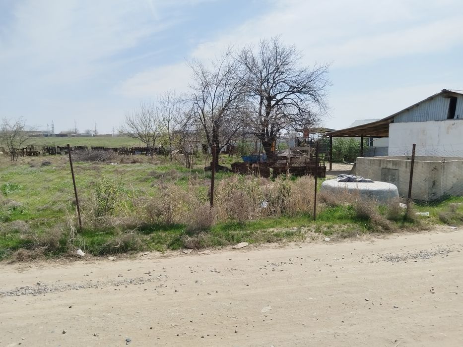 Продаётся дом с участком