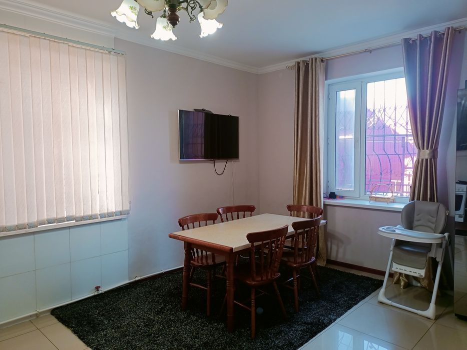 Продам коттедж в центре ( 12 микр)