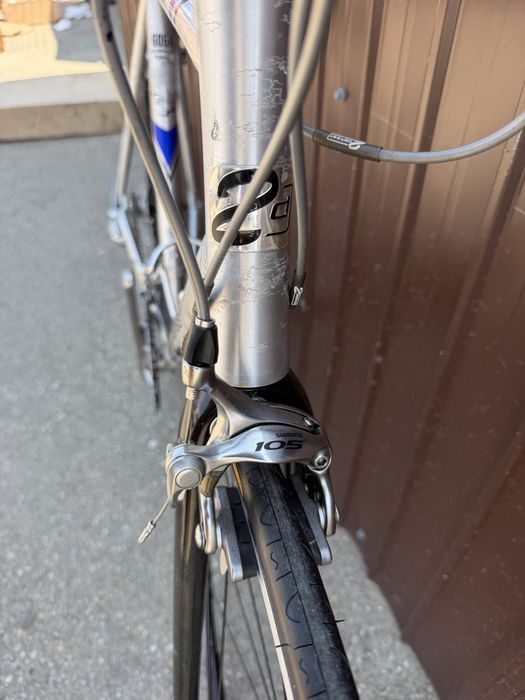Cursiera Aluminiu / furca carbon Full shimano 105