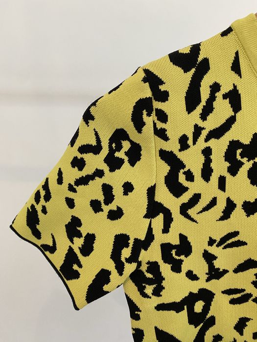 Tricou tricotat Zara cu imprimeu animal print – mărimea S