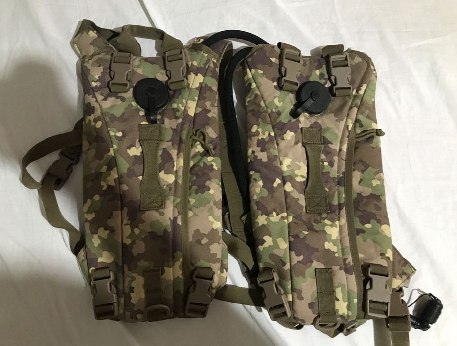 Costum militari combat