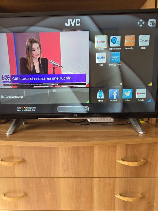 Vând Smart TV JVC în stare foarte bună