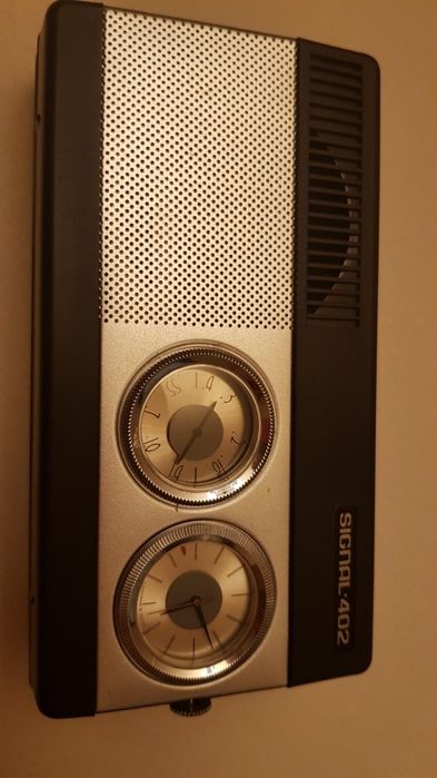 Radio rusesc pe tranzistori Signal 402, functional