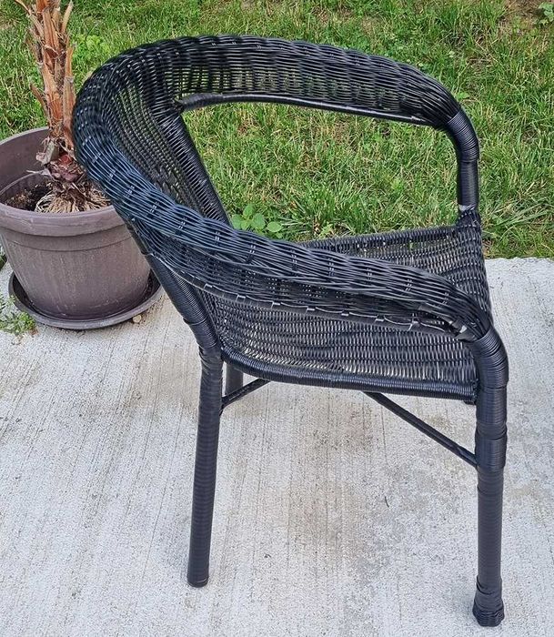 Ратанов комплект OASIS Маса и 2 стола и поставка