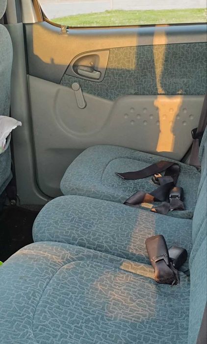 Toyota Yaris Verso 1.4i - АВТОМАТИК