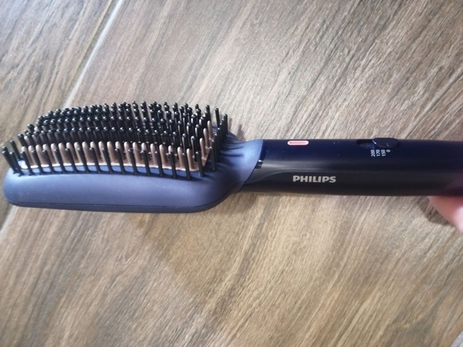 Четка за изправяне