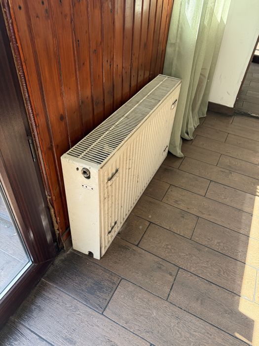 Calorifer stare buna de functionare pret 100 lei urgent predare in s.4