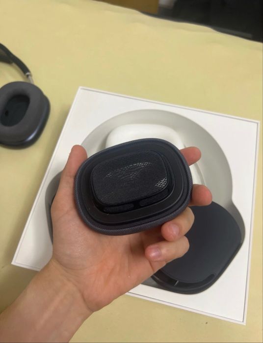 vand apple airpods max