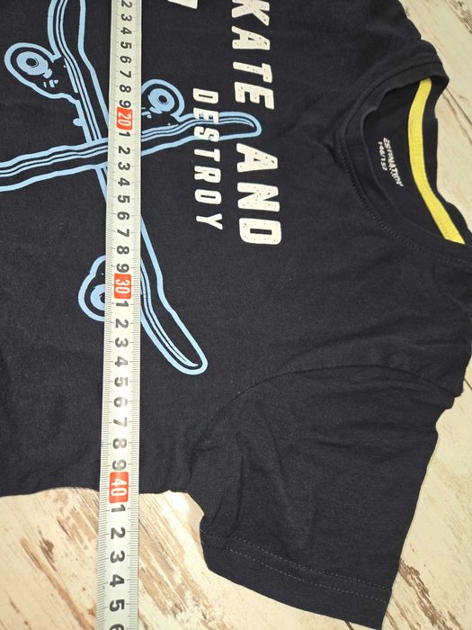 Лот от четири тениски с къс ръкав