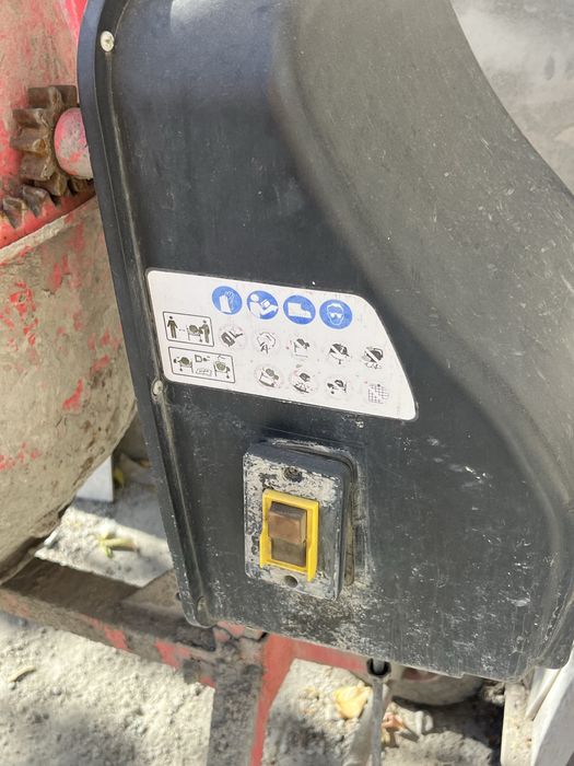 Бетономешалка 100л