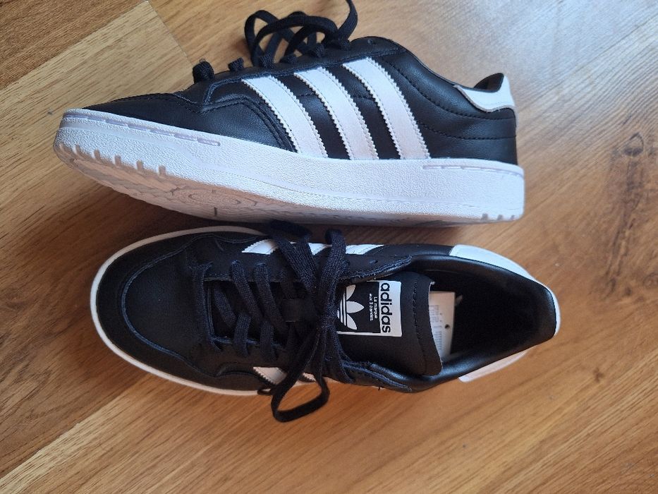 Маратонки Адидас