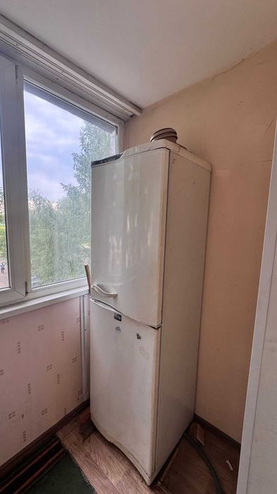 Продам 5-ти комн кв. район Вектора.