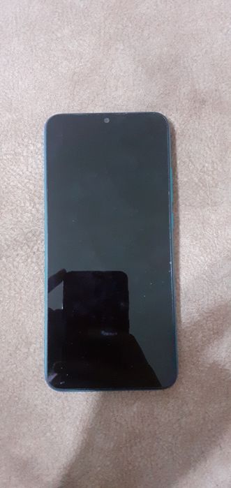 Продам Redmi телефон