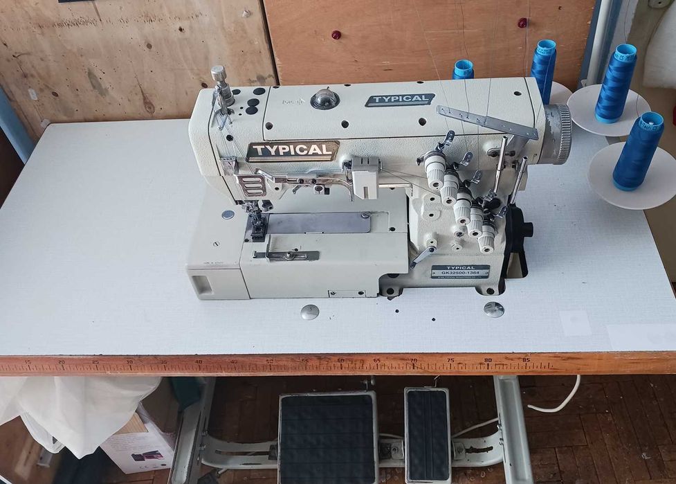 Masina cusut si rictuit Juki, Uberdeck, masa calcat