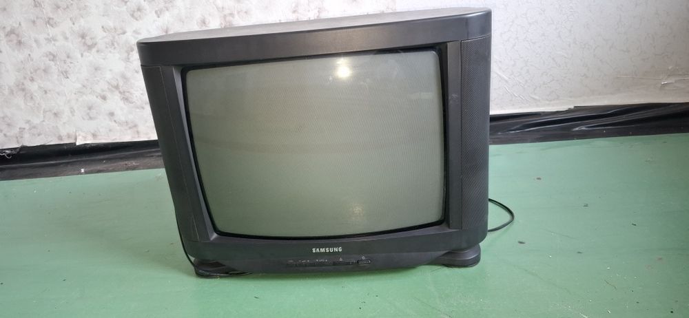 Продам ТВ Samsung