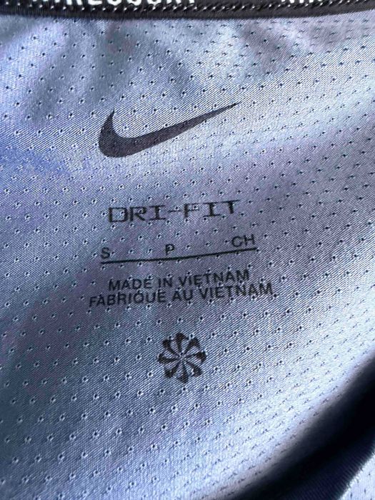 Тенис Екип Nike-  S - М размер